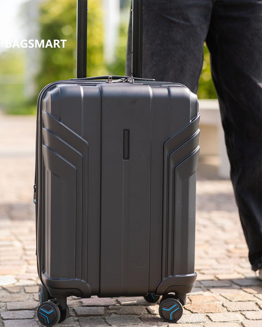 Expandable Carry On Luggage 22x14x9 Black I719669