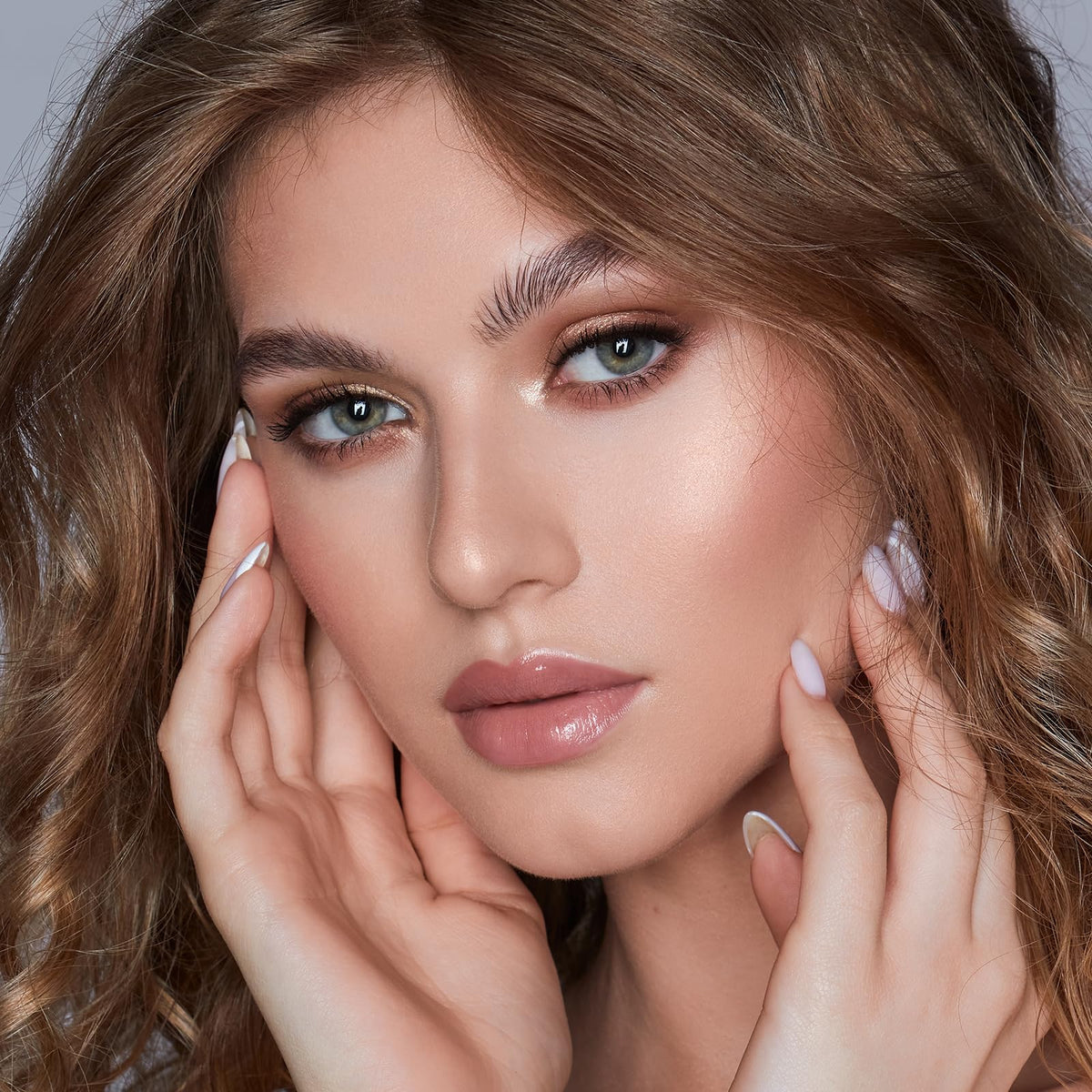 Nude Matte and Shimmer Eyeshadow Palette H12670